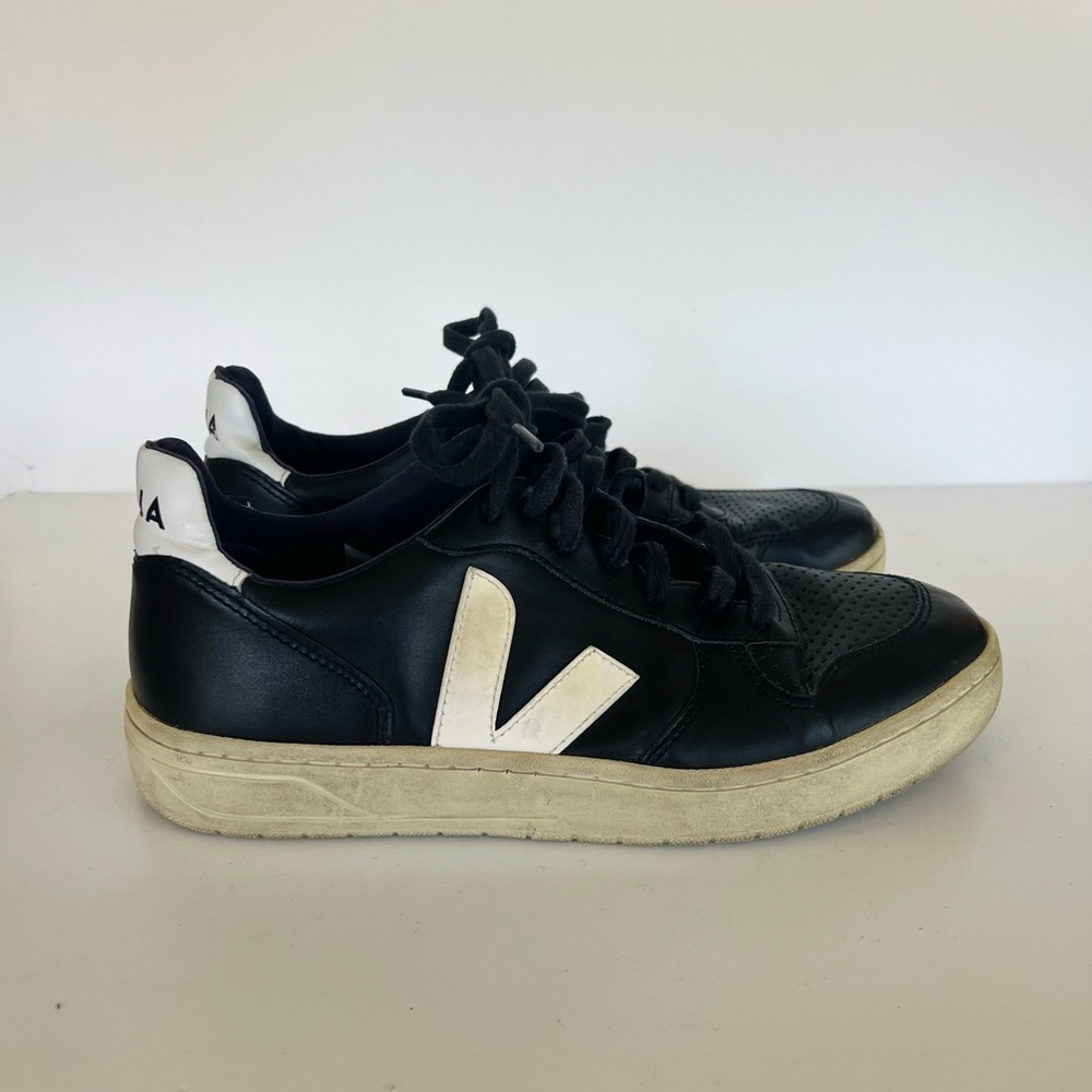 Veja V-10 Black Leather Sneakers, size 41